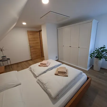 House Gore Vvv * Dol pri Hrastniku